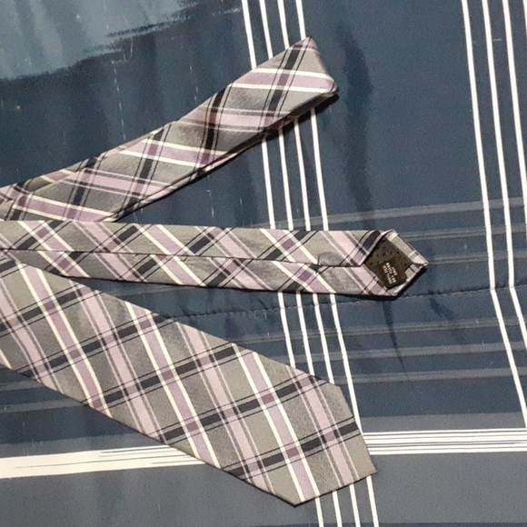 Pronto Uomo men's 100 % silk necktie - Picture 2 of 6